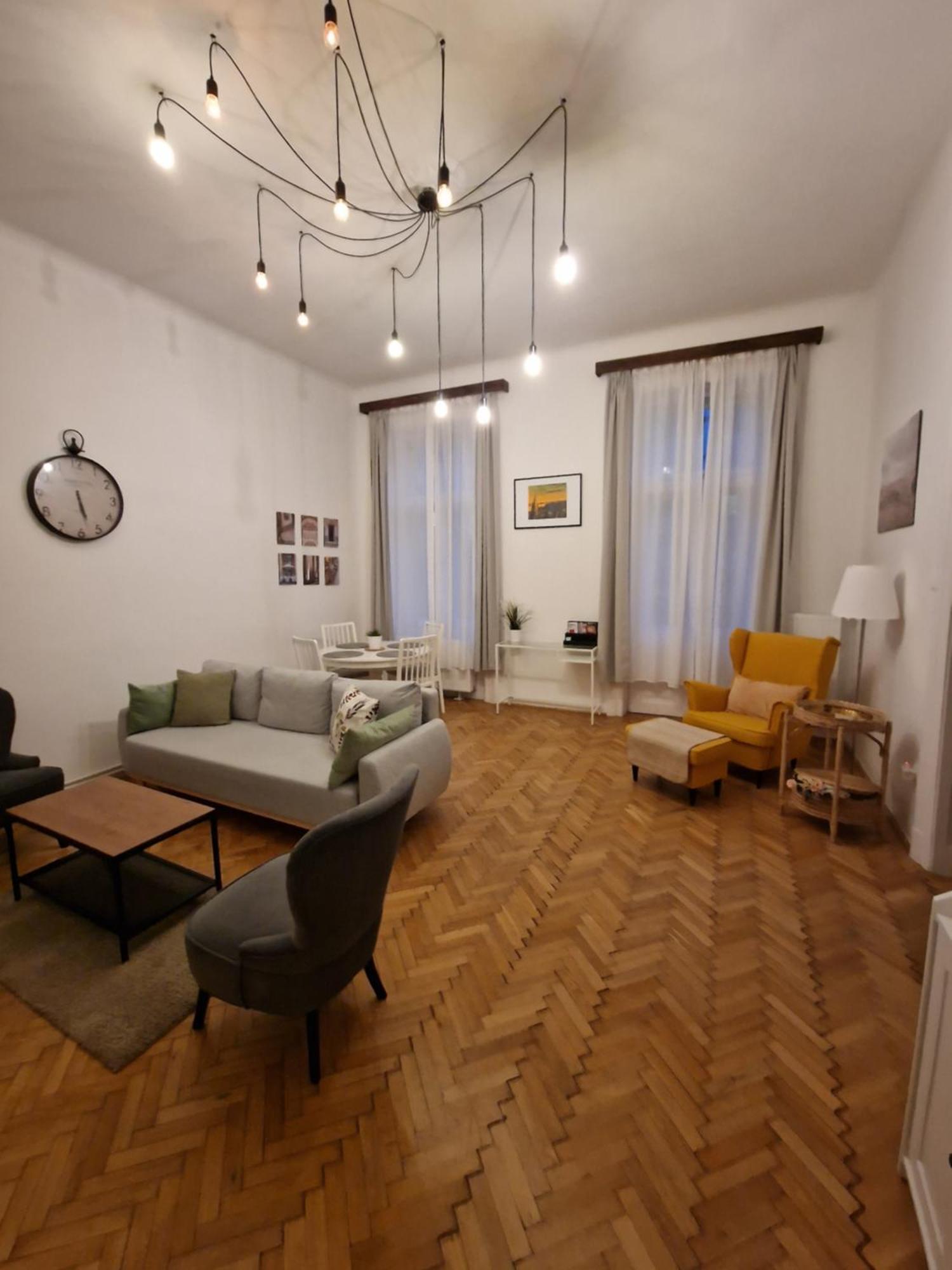 Terrace Vuvu - With Balcony In The Heart Of Appartamento